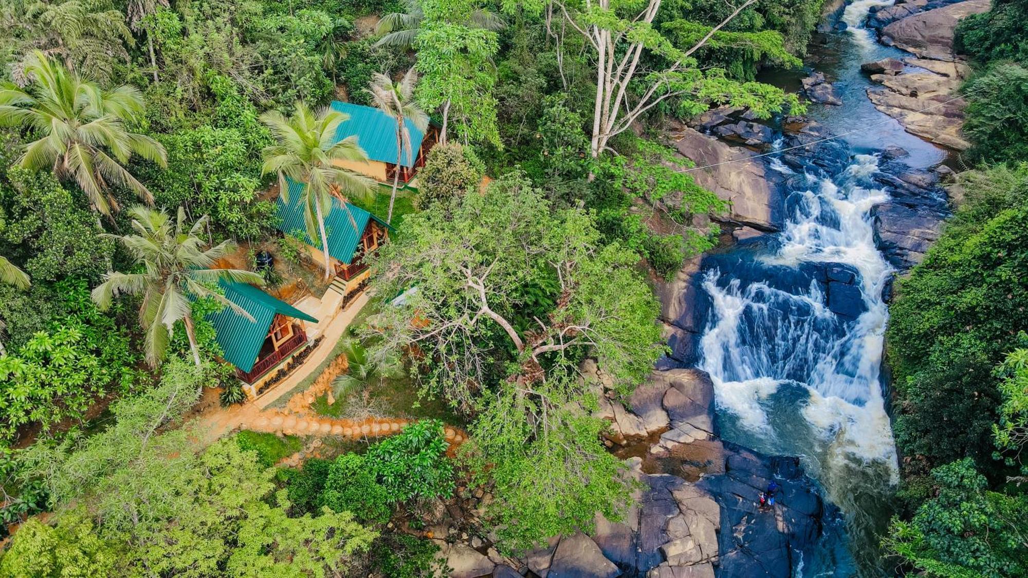 The Rainforest Hideaway Денияйя Экстерьер фото